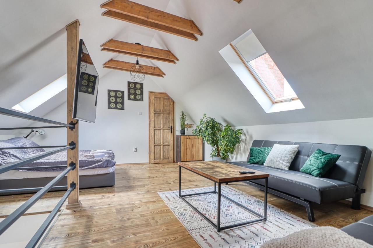 Zenloft Apartman 埃格尔 外观 照片